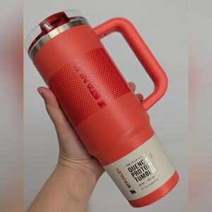 NEW STANLEY cup The Quencher protour flip straw Tumbler 30 oz Coral Fade